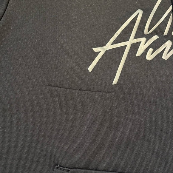 Women’s Under Armor Hoodie - Picture 3 of 8